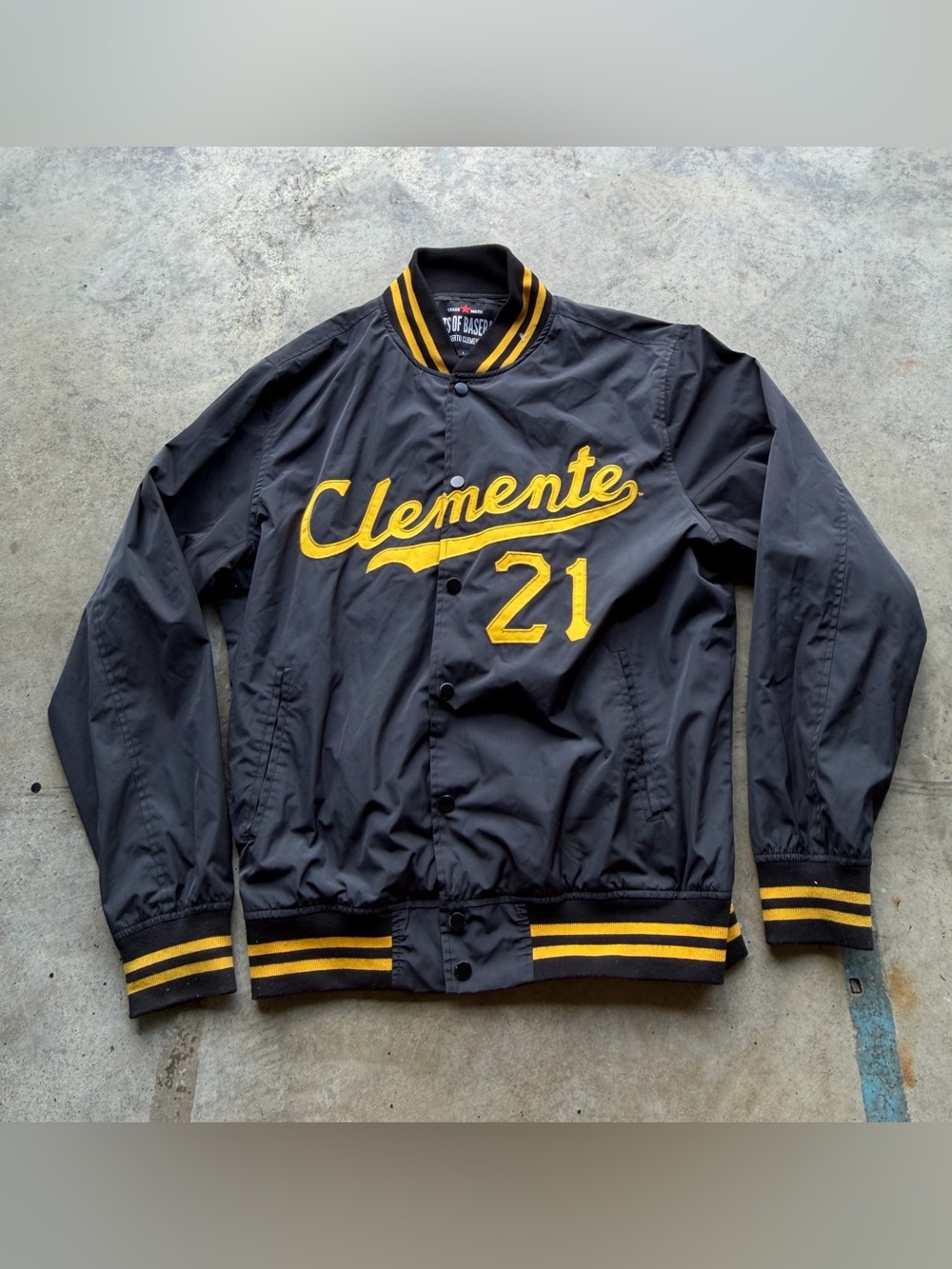 Roots Of Fight Mens Stadium Jacket Roberto Clemente Pittsburgh Pirates